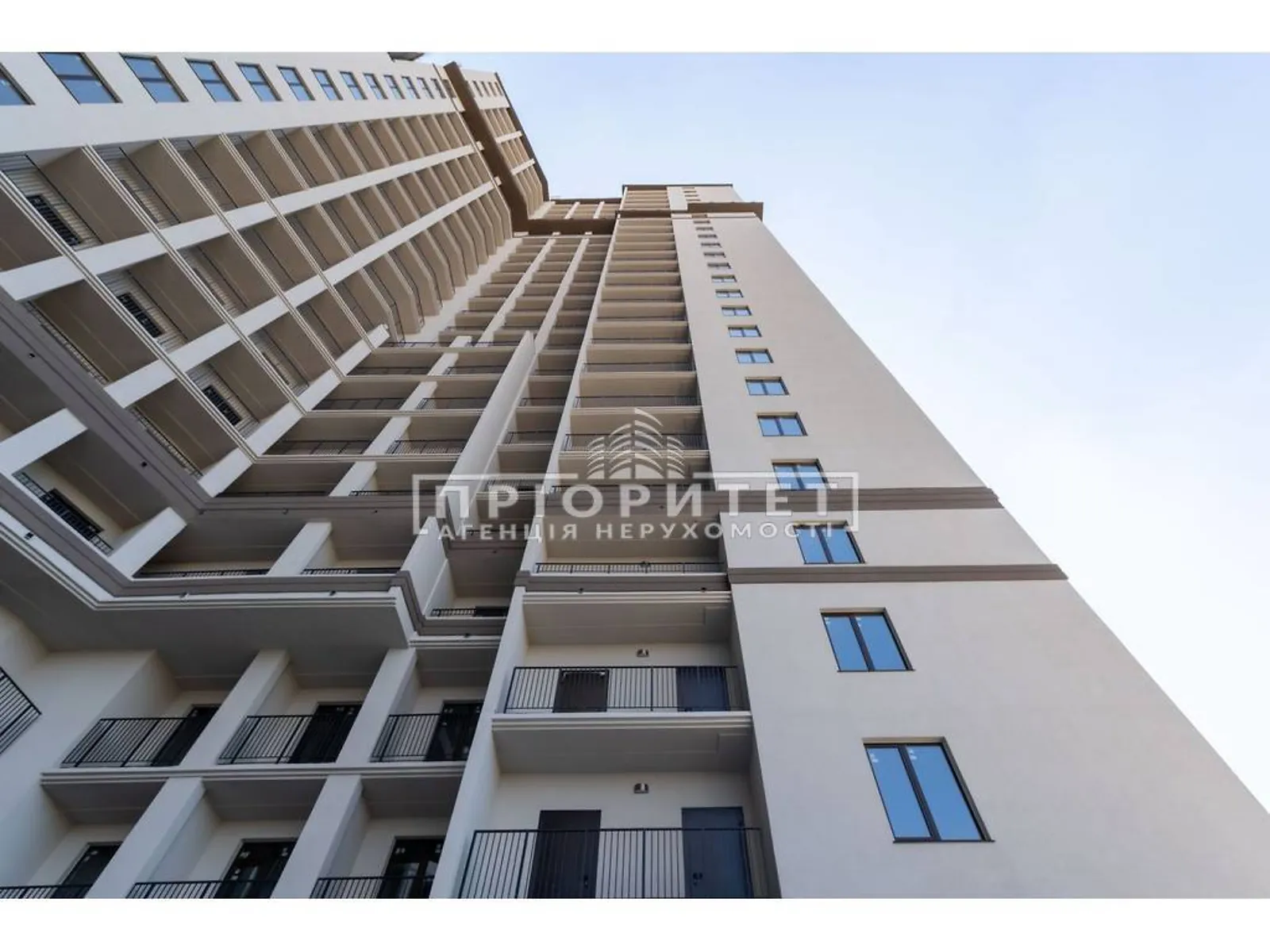 Продается 1-комнатная квартира 32 кв. м в Одессе, цена: 32589 $