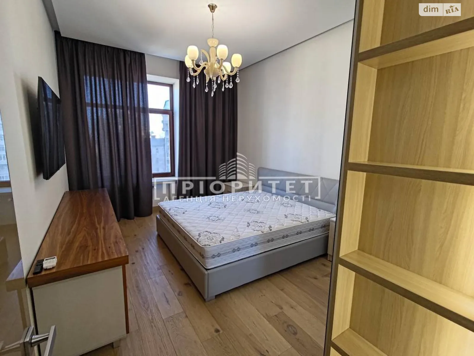 Продается 2-комнатная квартира 70 кв. м в Одессе, бул. Французский - фото 1