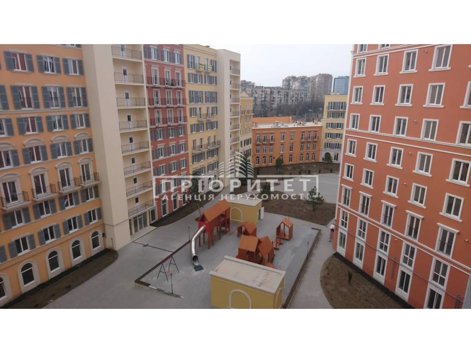 Продается 3-комнатная квартира 85 кв. м в Одессе, ул. Инглези - фото 1