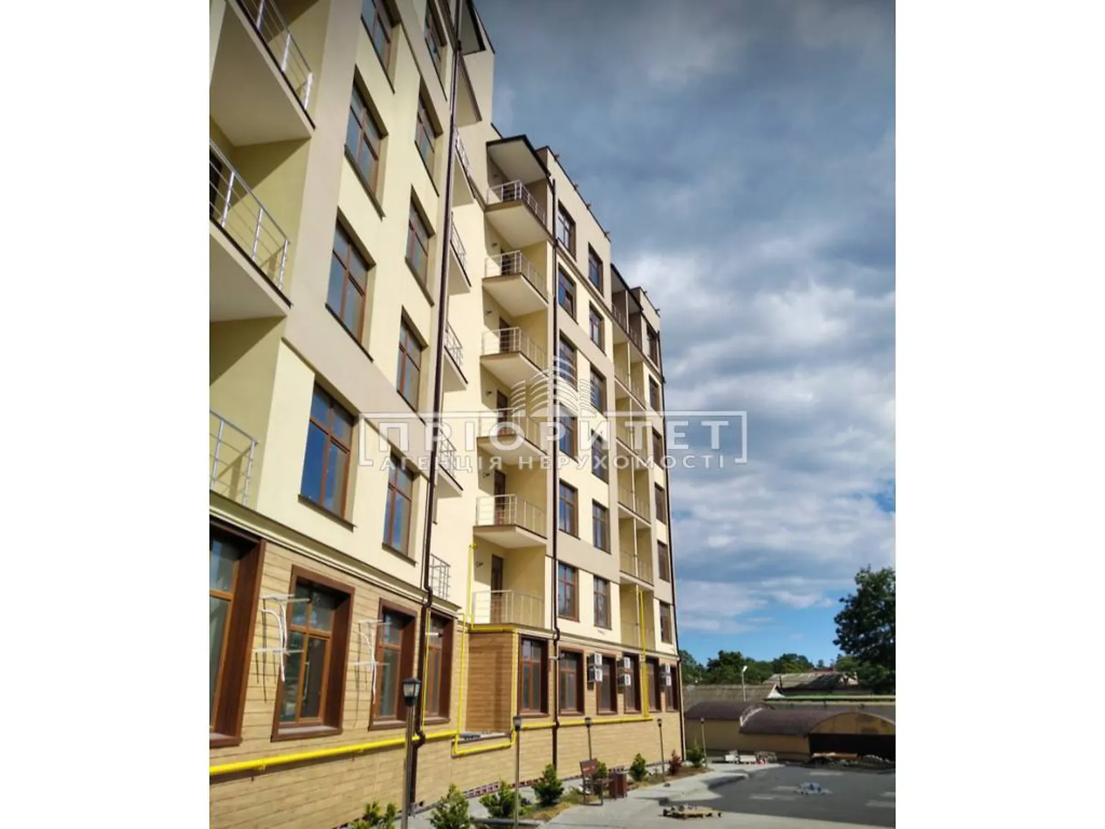 Продается 1-комнатная квартира 26 кв. м в Одессе, ул. Долгая - фото 1