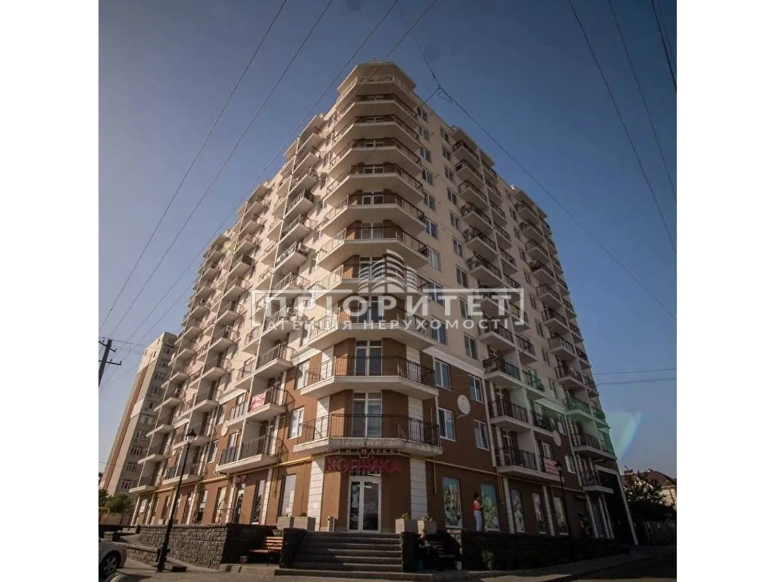 Продається 2-кімнатна квартира 65.1 кв. м у Одесі, вул. Академіка Вільямса