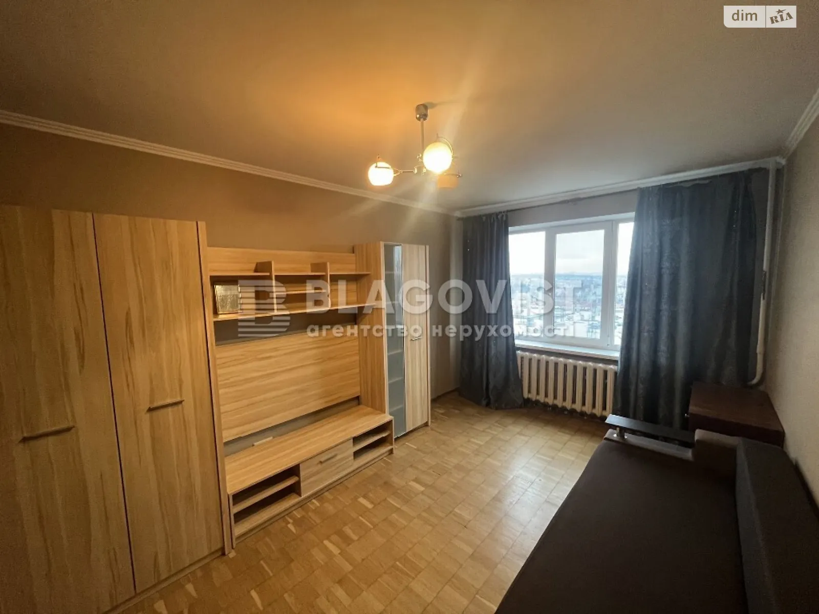 Продается 1-комнатная квартира 35 кв. м в Киеве, ул. Зодчих, 44 - фото 1