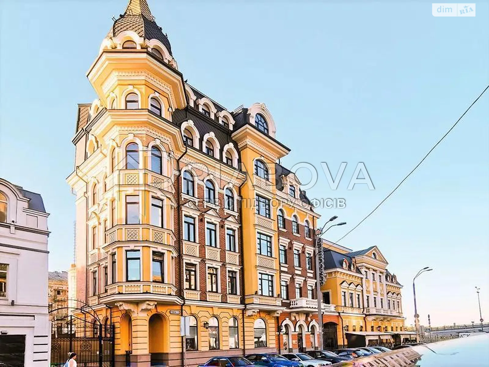 Сдается в аренду офис 138 кв. м в бизнес-центре, цена: 3278 $ - фото 1