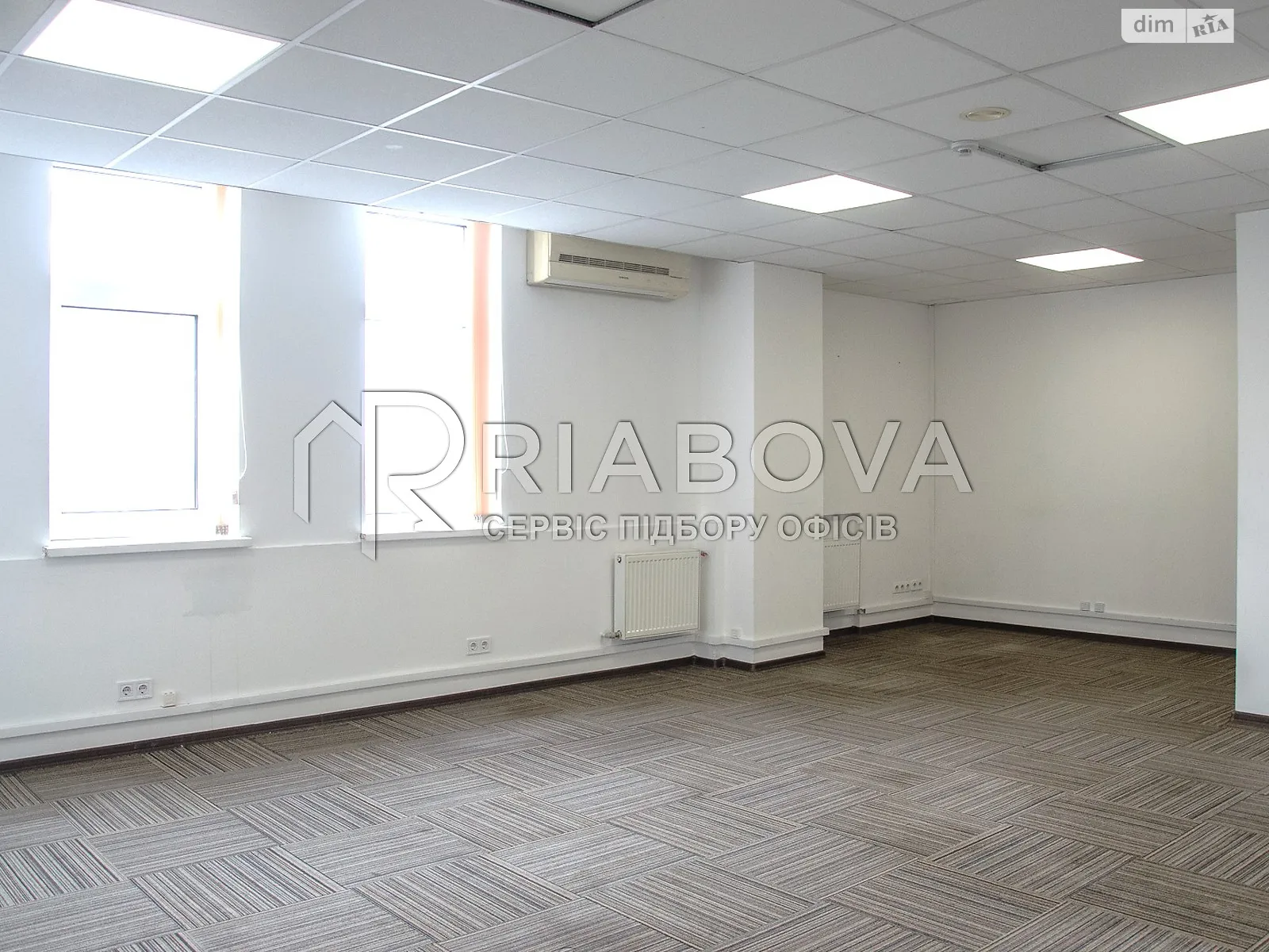 Сдается в аренду офис 126.6 кв. м в бизнес-центре, цена: 1495 $ - фото 1