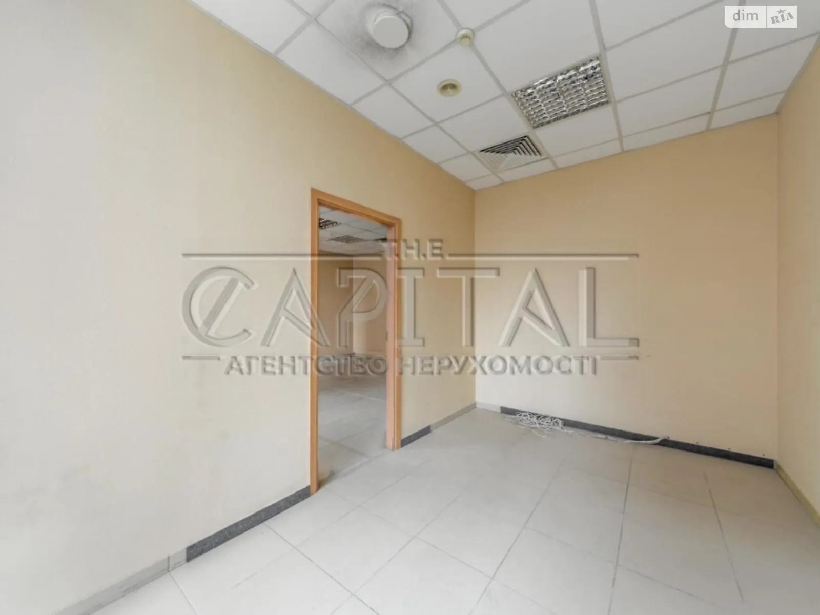 Продається офіс 84 кв. м в бізнес-центрі, цена: 176400 $