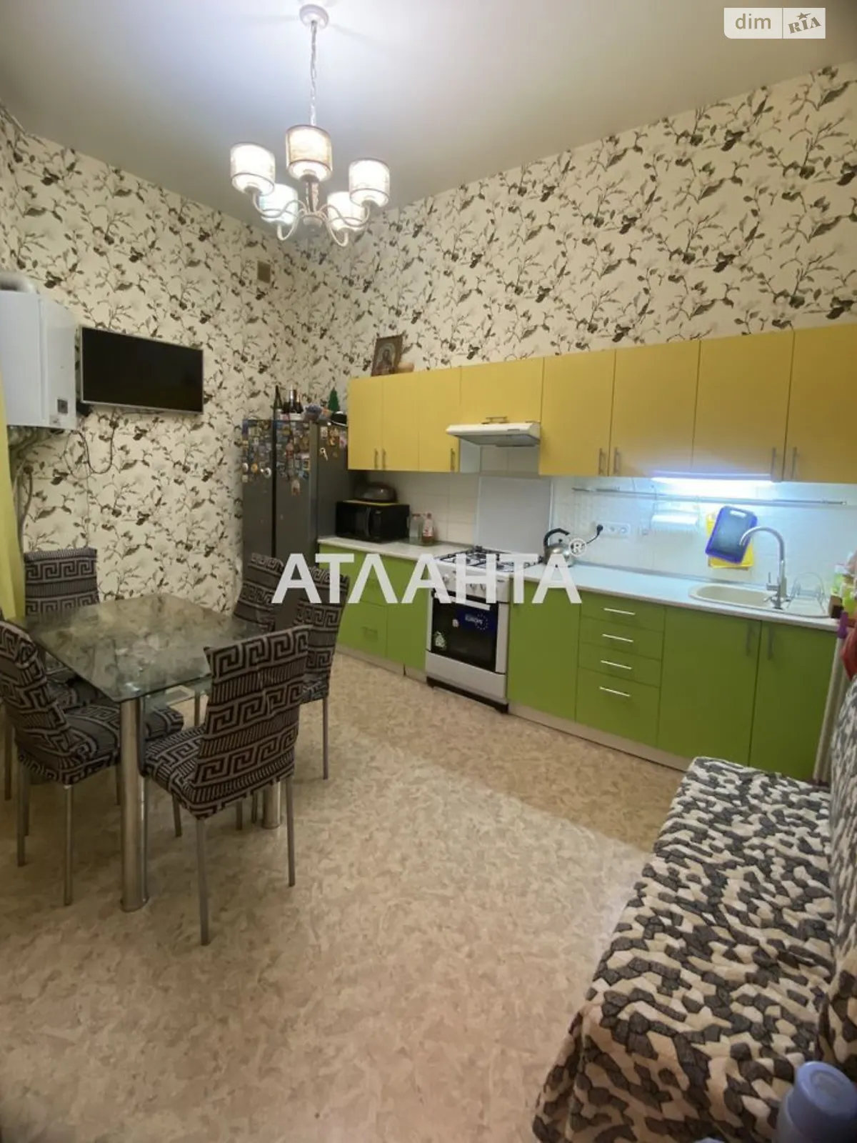 Продается 3-комнатная квартира 85.3 кв. м в Одессе, ул. Университетская - фото 1