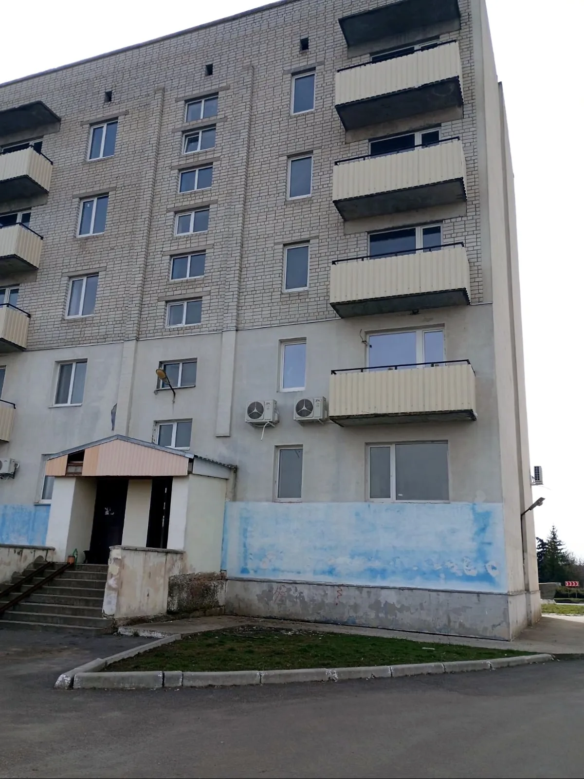 Продается 3-комнатная квартира 60 кв. м в Лысянке, цена: 12000 $