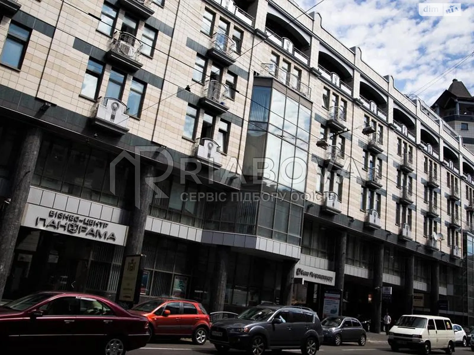Сдается в аренду офис 620 кв. м в бизнес-центре, цена: 14731 $ - фото 1
