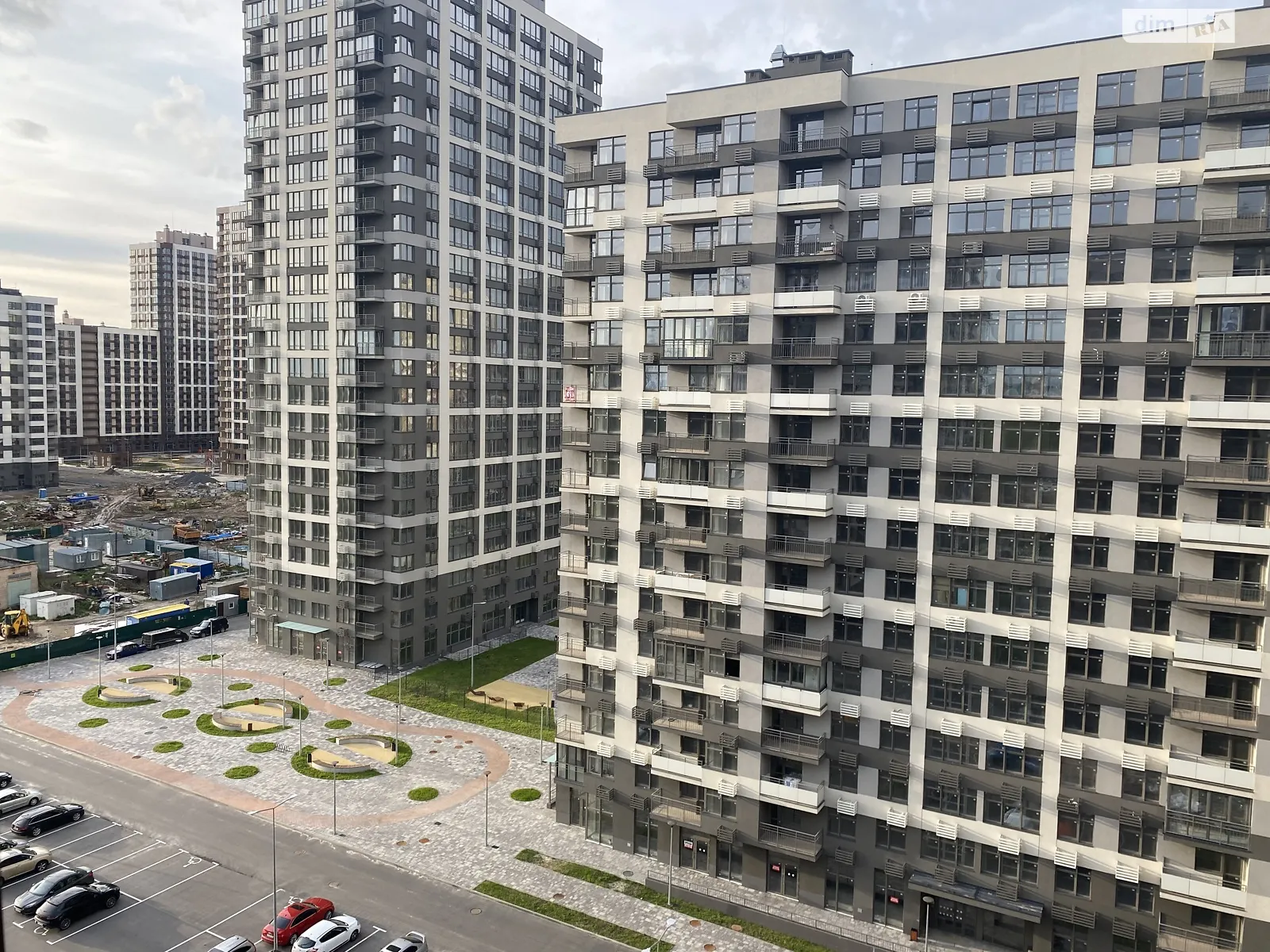 Продается 2-комнатная квартира 69 кв. м в Киеве, ул. Александра Олеся, 1 - фото 1