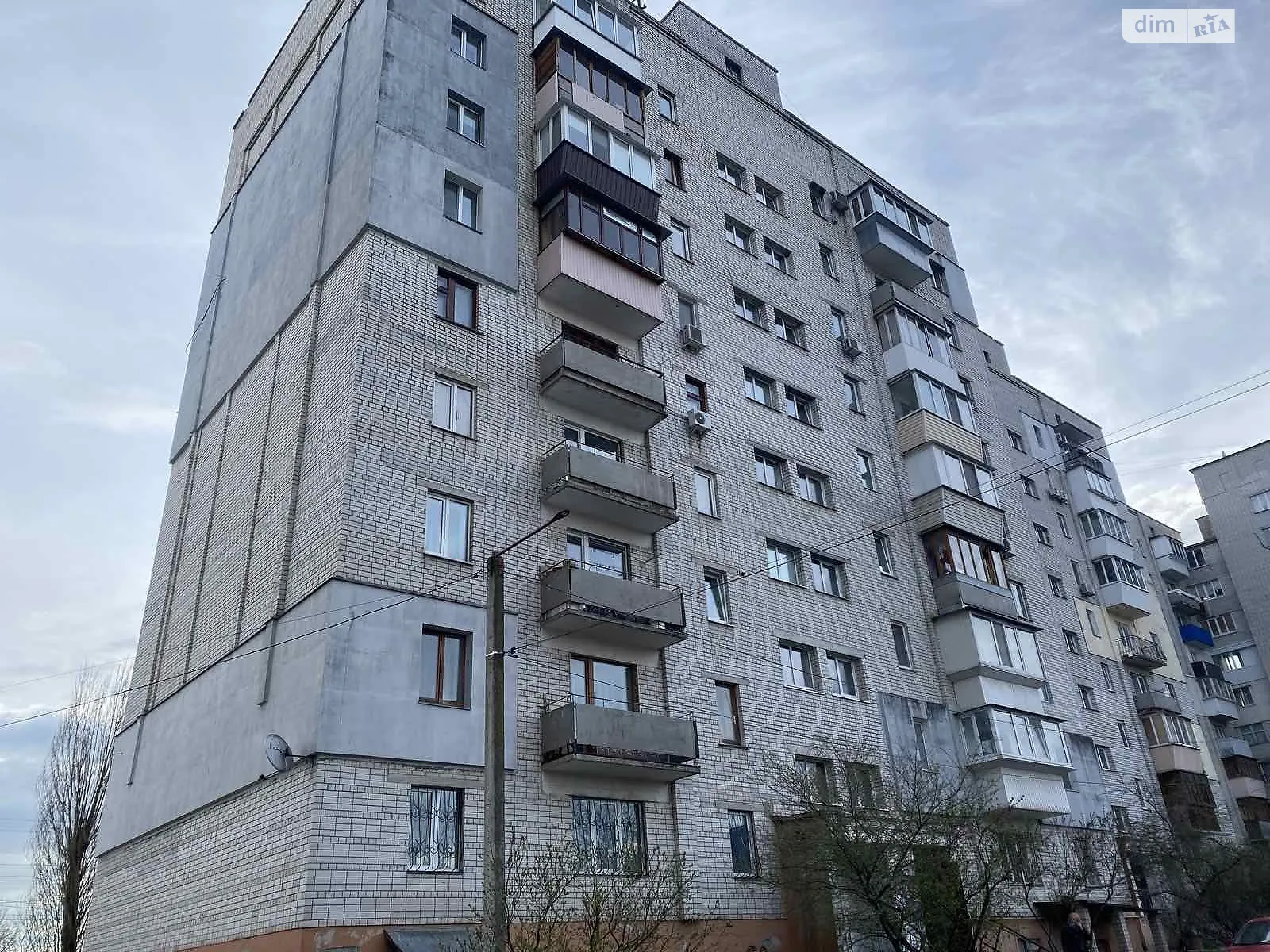 Продается 3-комнатная квартира 65 кв. м в Вышгороде, цена: 65000 $