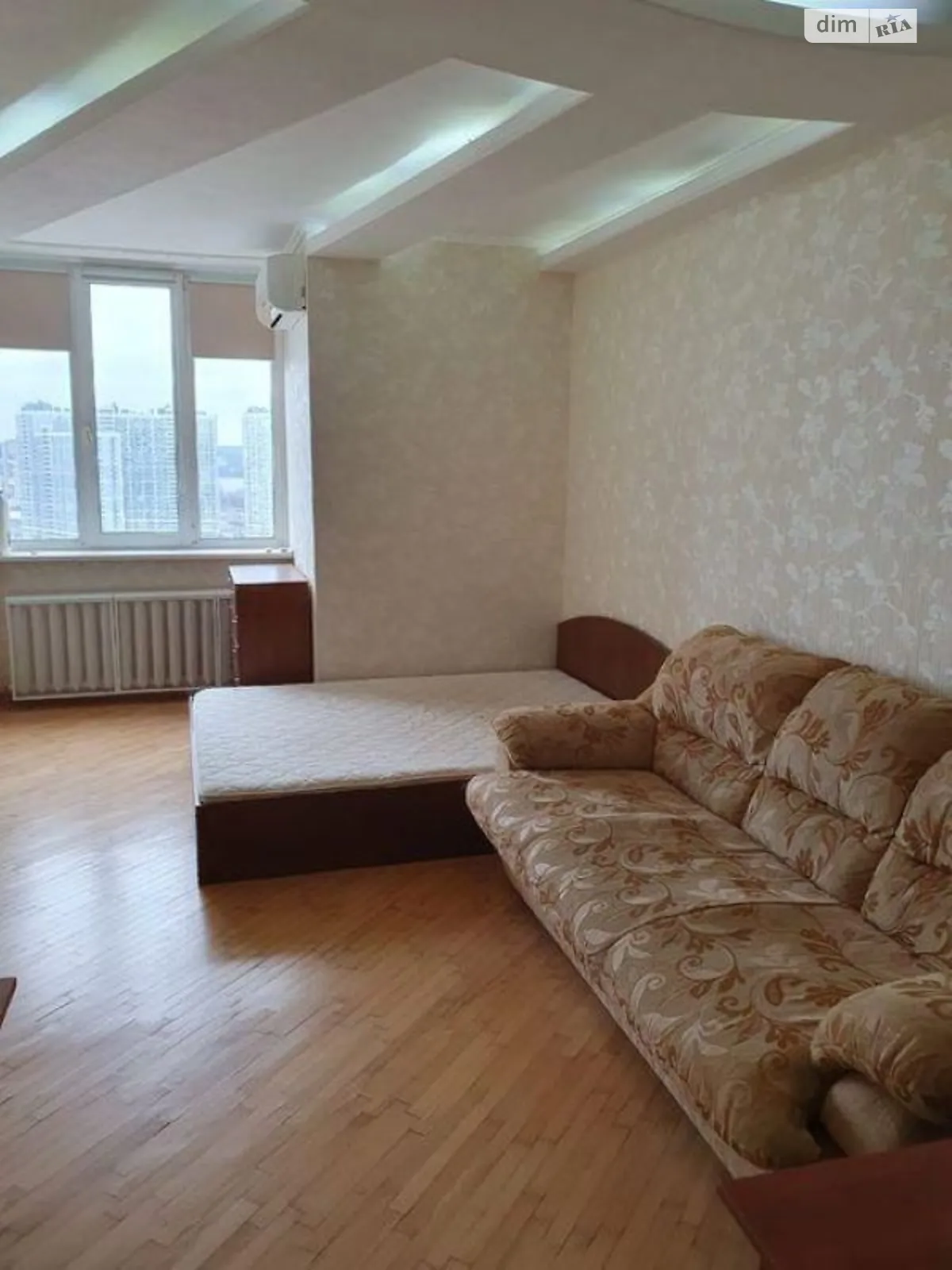 Продається 1-кімнатна квартира 49 кв. м у Києві, просп. Миколи Бажана, 1М - фото 1