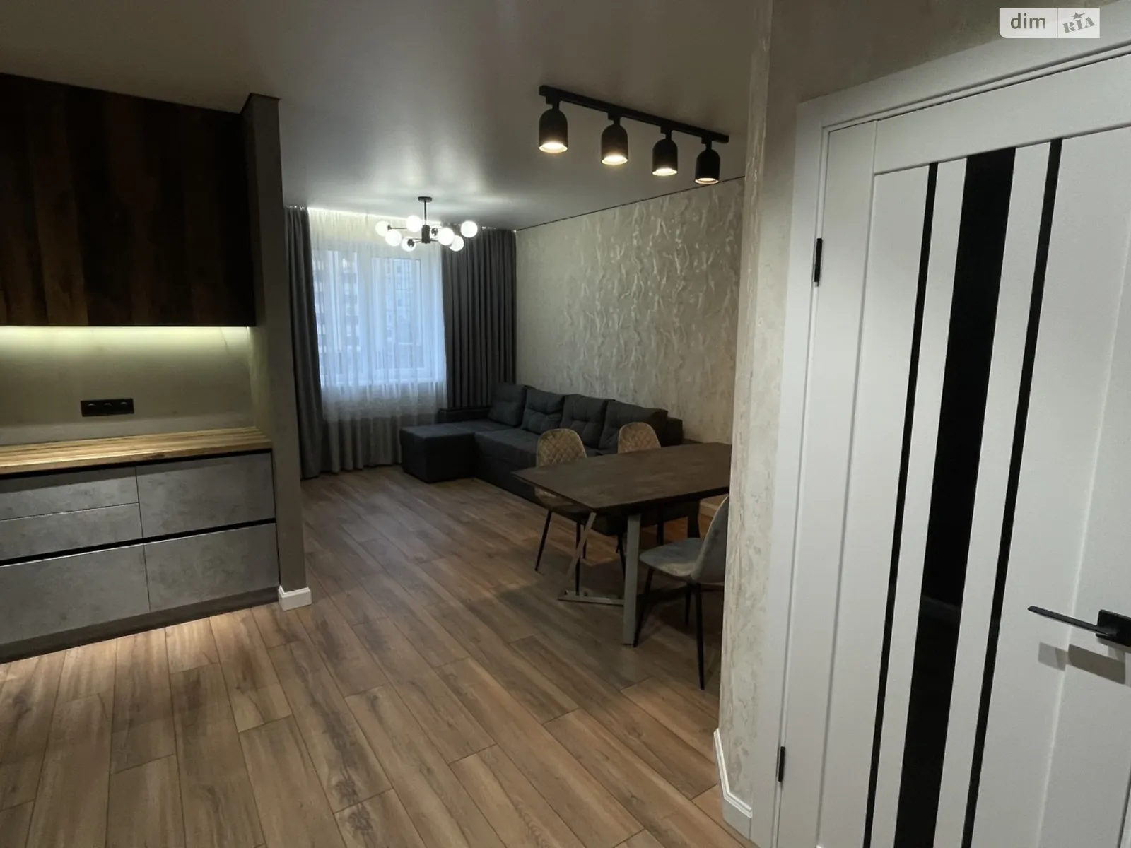 Продається 1-кімнатна квартира 44.4 кв. м у Одесі, вул. Академіка Сахарова, 3Д - фото 1