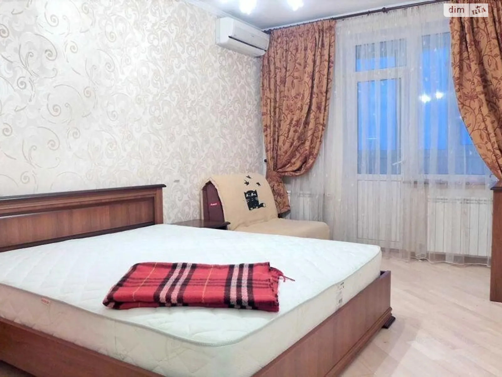 Продается 2-комнатная квартира 73 кв. м в Киеве, пер. Феодосийский, 14 - фото 1