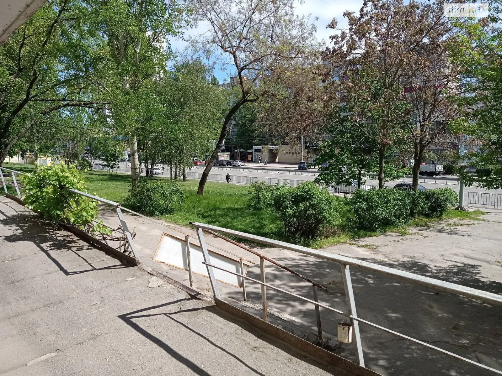 Продается офис 30.8 кв. м в бизнес-центре, цена: 55000 € - фото 1