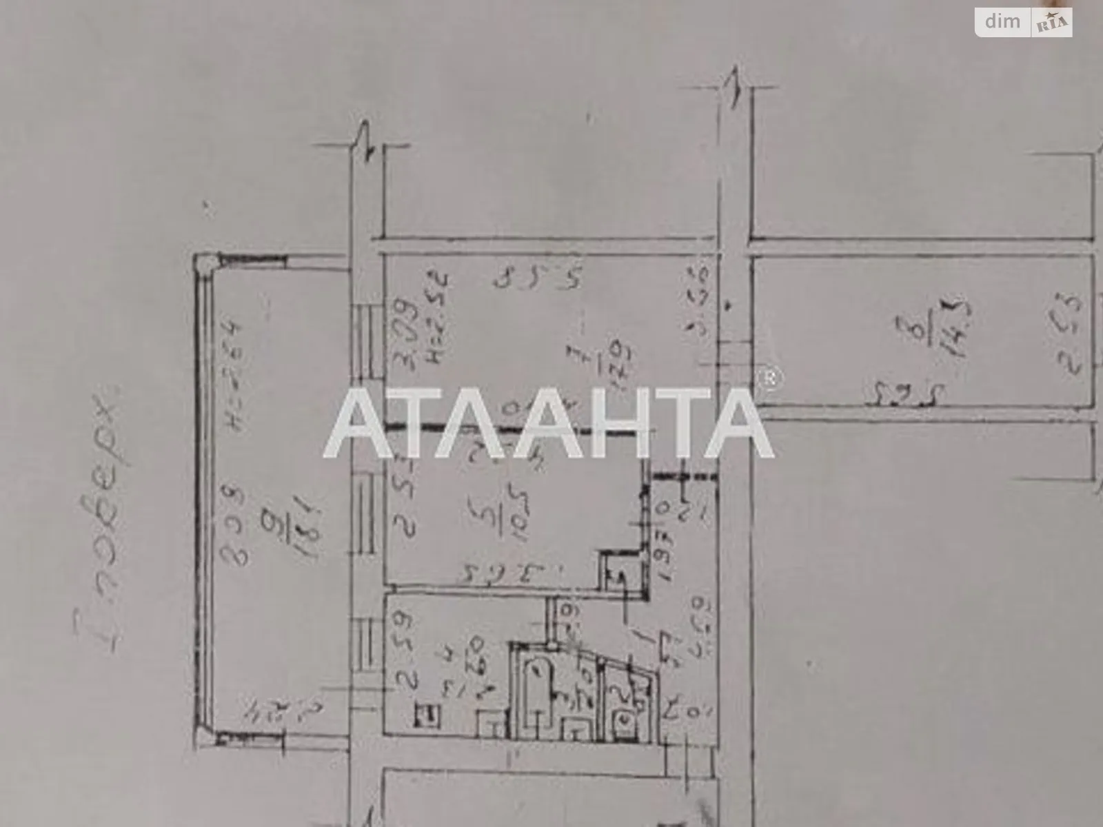 Продається 3-кімнатна квартира 77.1 кв. м у Одесі, просп. Добровольського