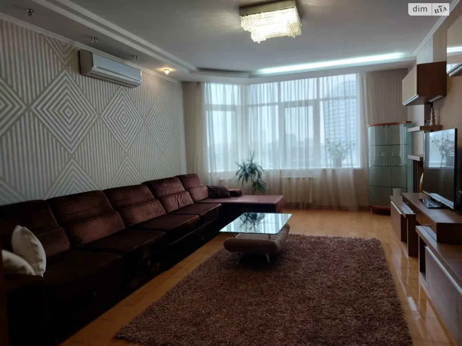 Продається 3-кімнатна квартира 117 кв. м у Києві, вул. Василя Тютюнника, 16 - фото 1