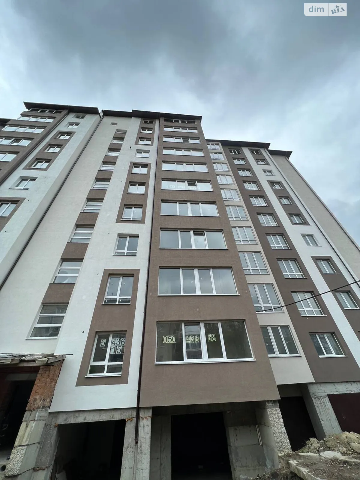 Продається 2-кімнатна квартира 70.8 кв. м у Івано-Франківську, вул. Горбачевського - фото 1