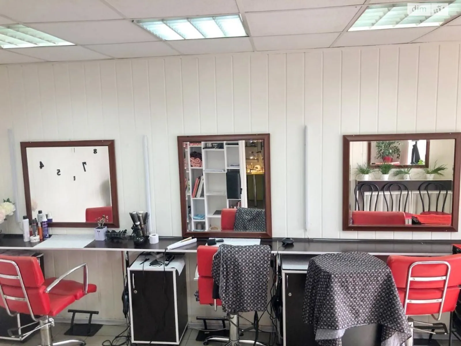 Продается объект сферы услуг 60 кв. м в 9-этажном здании, цена: 66000 € - фото 1