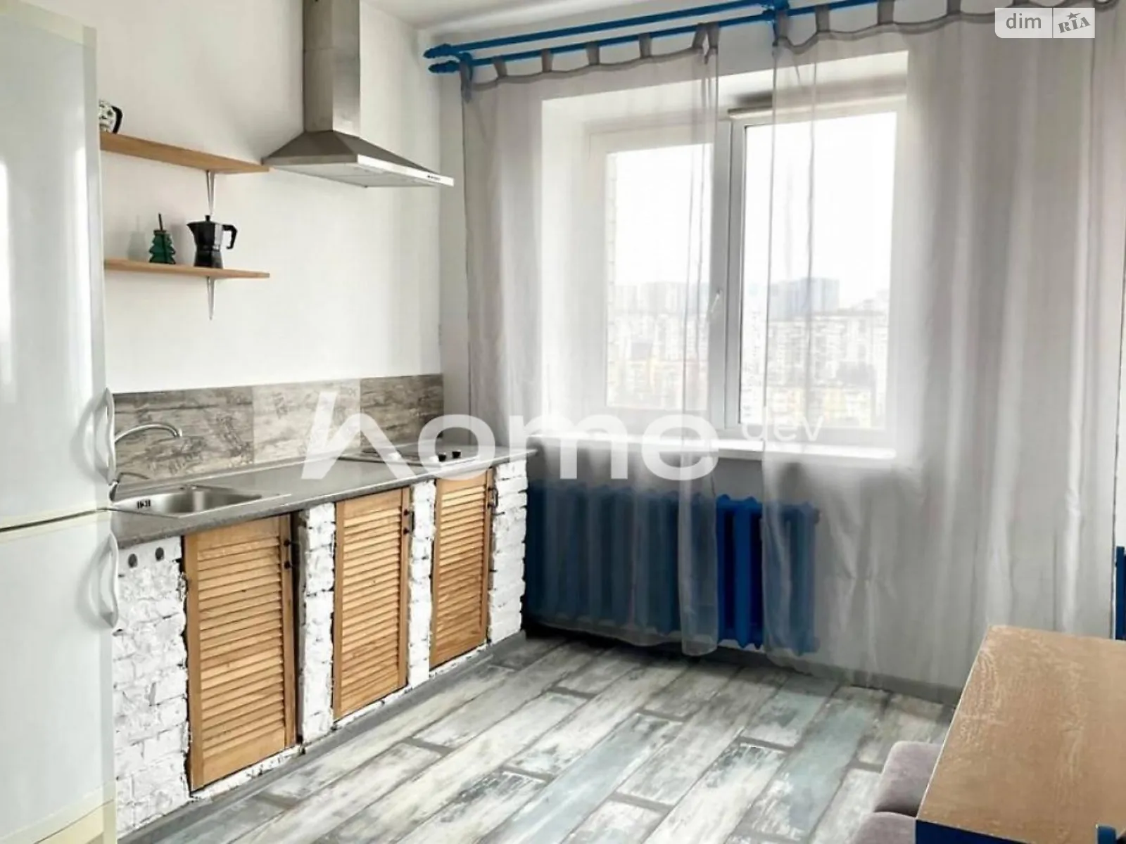 Продается 2-комнатная квартира 70 кв. м в Киеве, ул. Саперно-Слободская