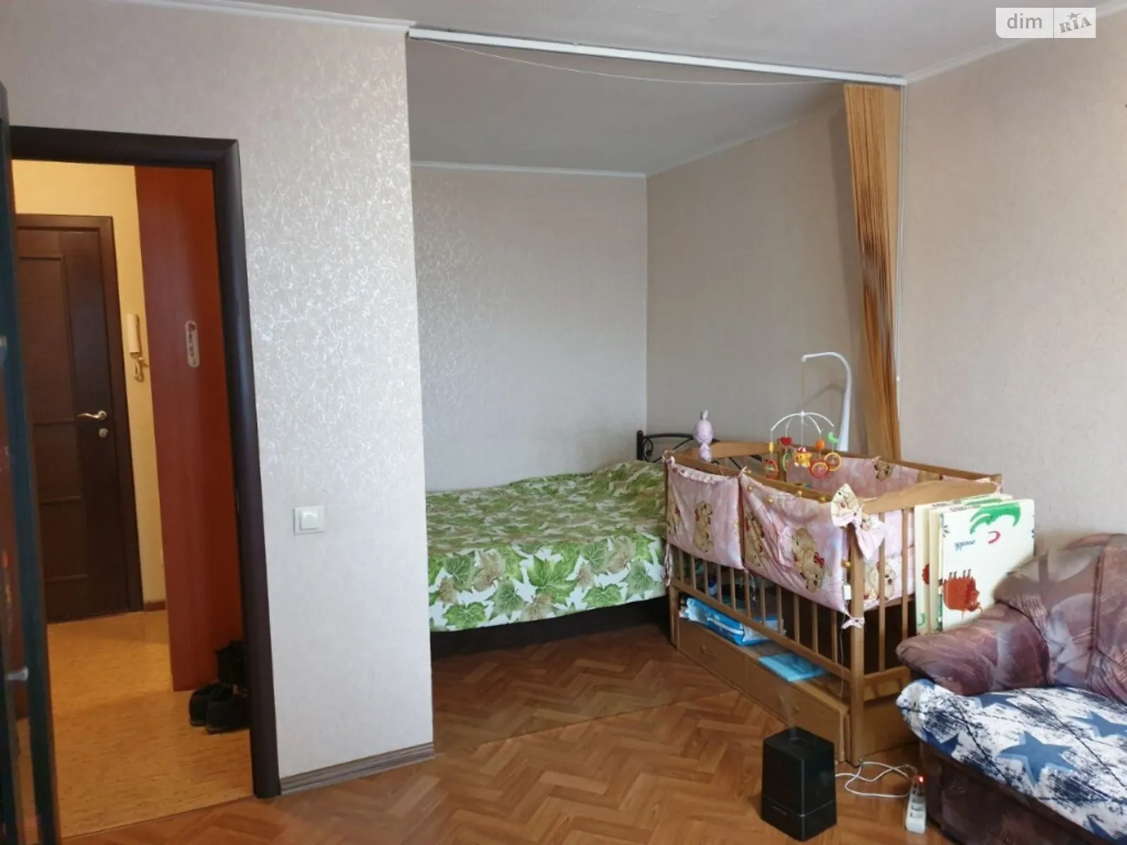 Продается 1-комнатная квартира 41 кв. м в Днепре, мас. Тополь-2, 20