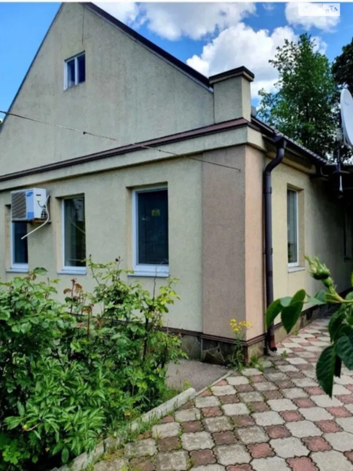 Продається одноповерховий будинок 53 кв. м з каміном, цена: 70000 $