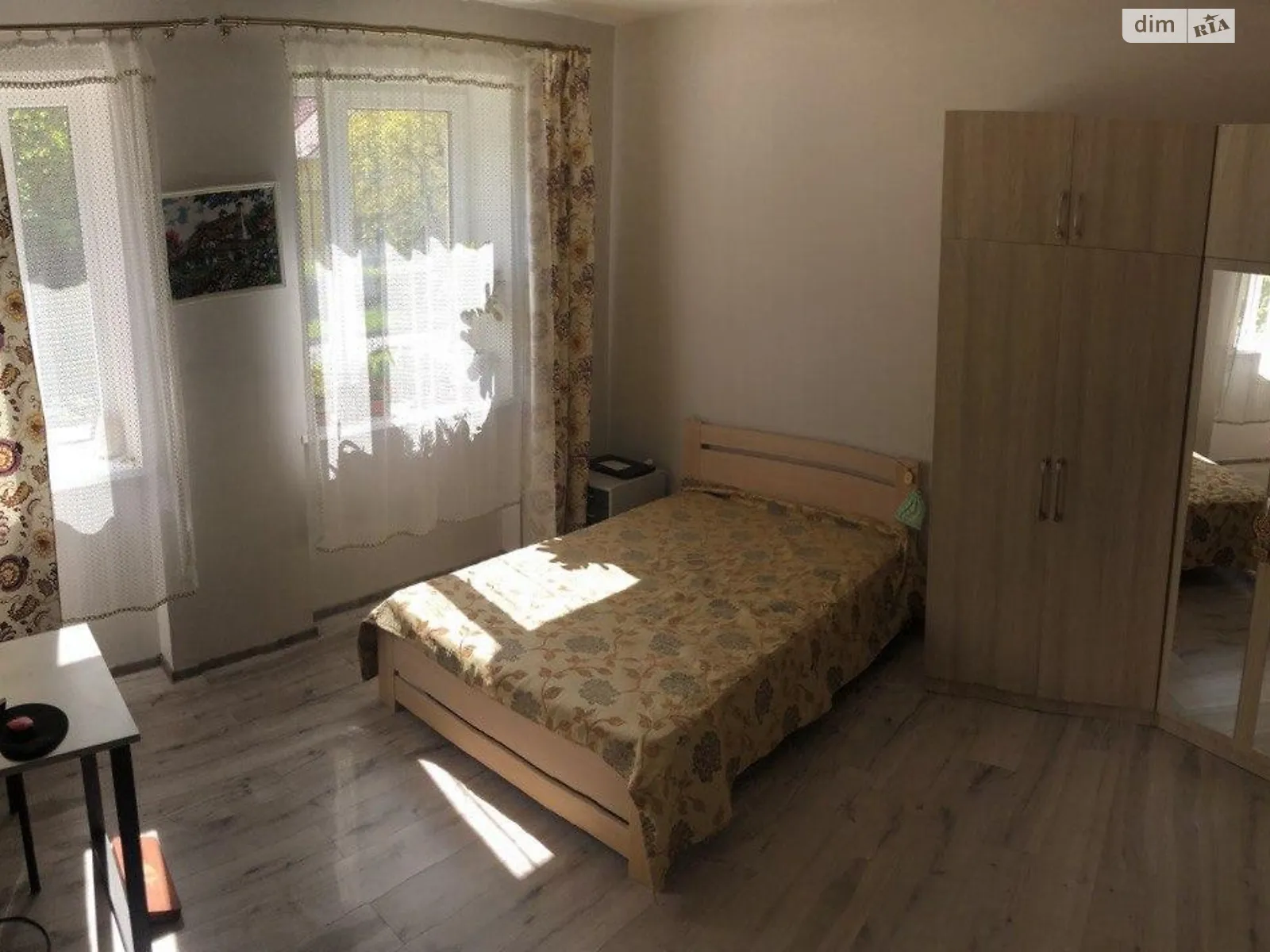 Продается 2-комнатная квартира 61 кв. м в Ужгороде, цена: 74500 $