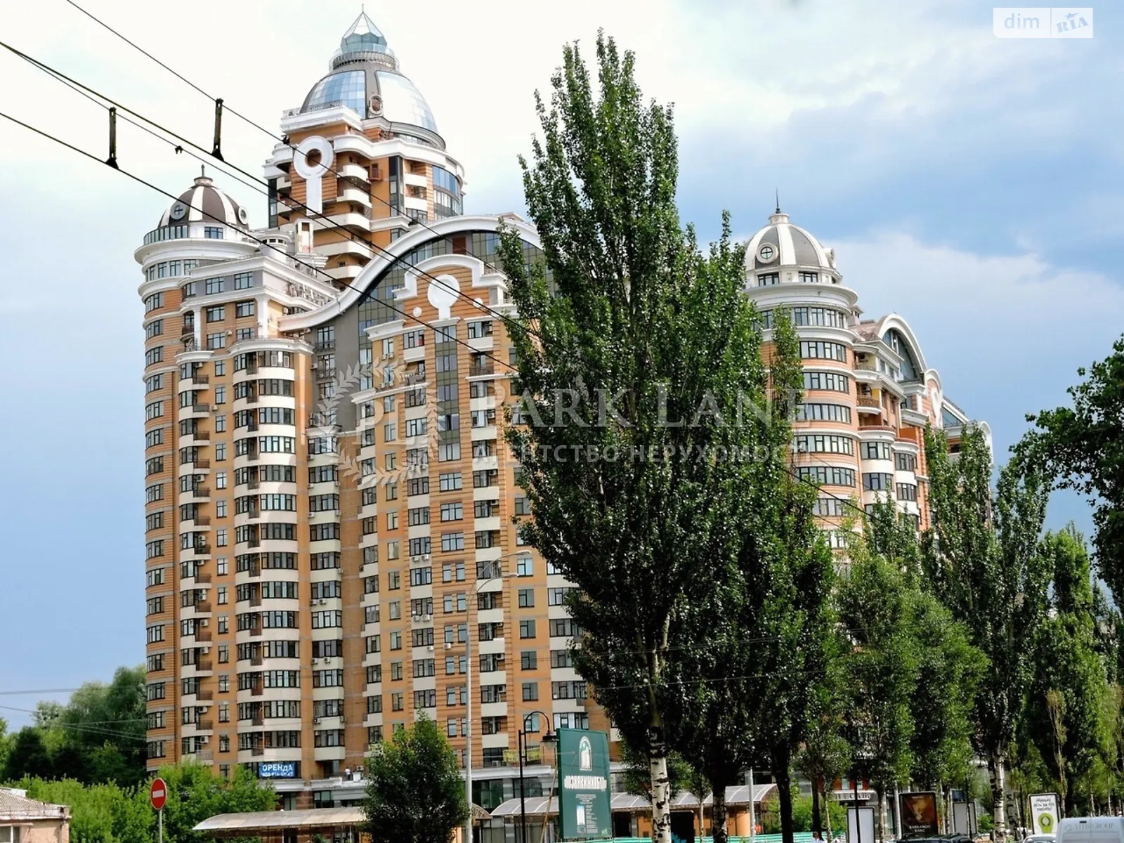 Продается 2-комнатная квартира 55.8 кв. м в Киеве, бул. Леси Украинки