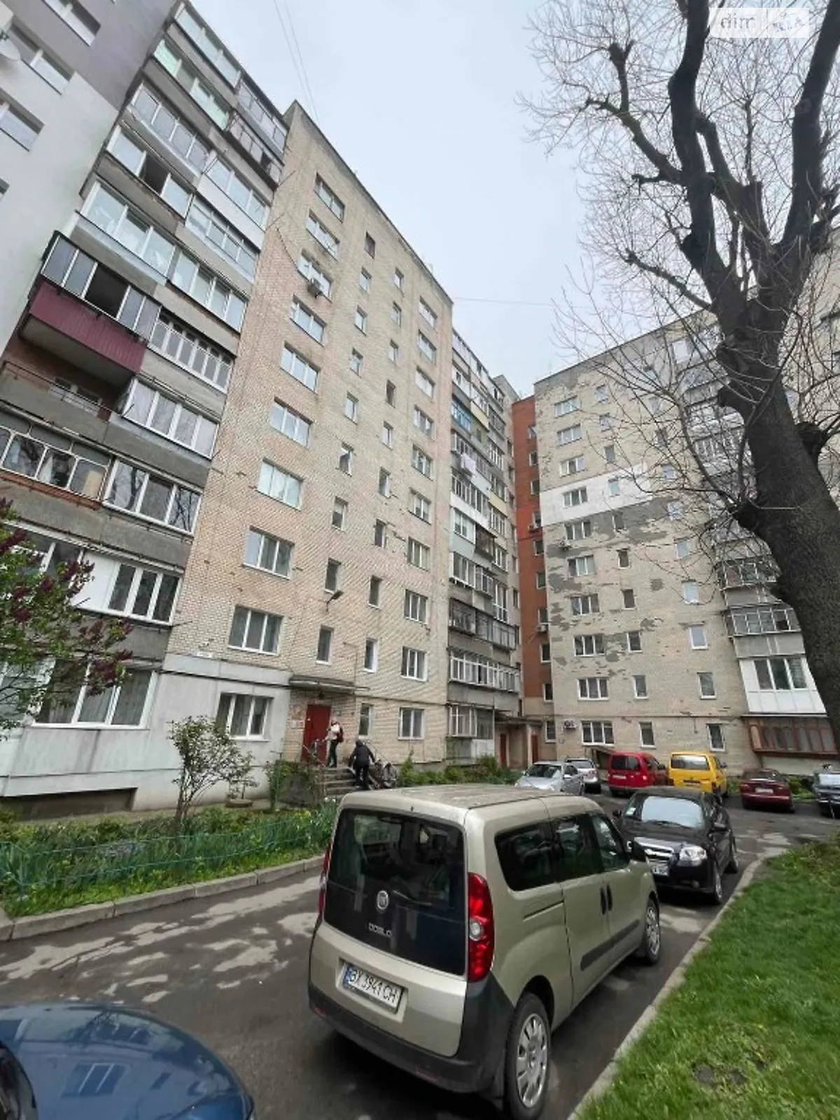 Продается 3-комнатная квартира 66.8 кв. м в Хмельницком, цена: 50500 $ - фото 1