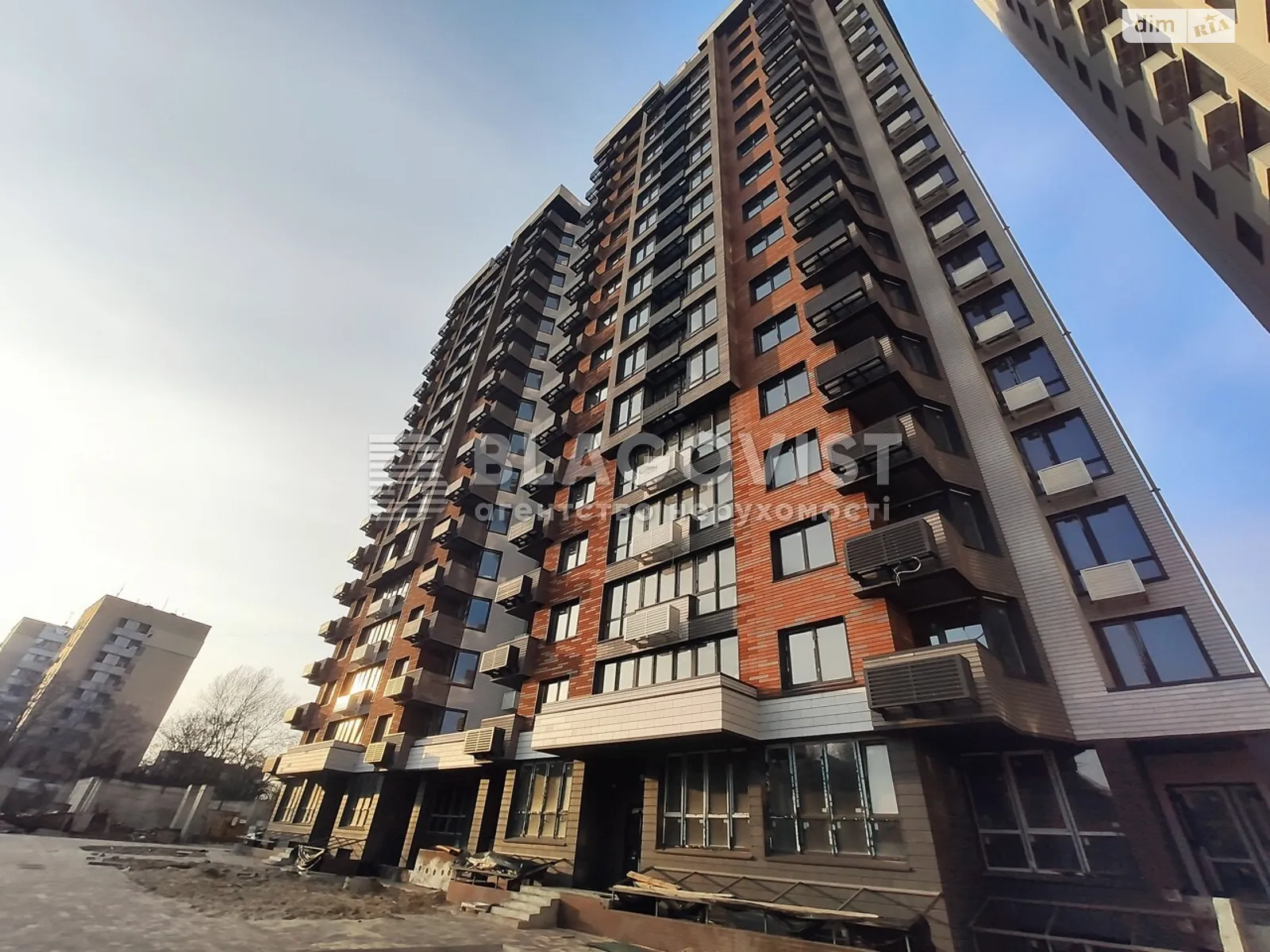 Продается 2-комнатная квартира 63 кв. м в Киеве, ул. Костанайская, 13 - фото 1