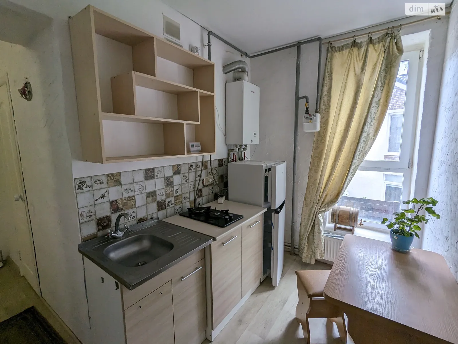 Продается 1-комнатная квартира 30 кв. м в Ирпене, ул. Григория Сковороды