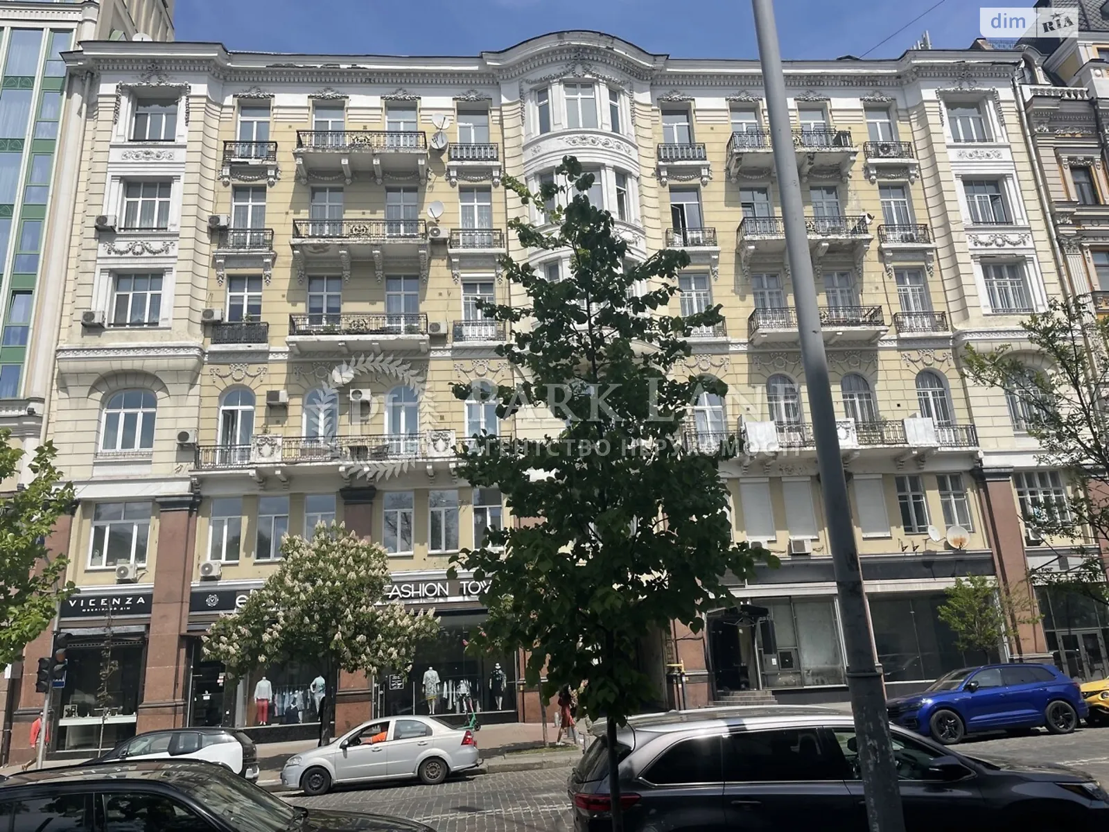 Сдается в аренду 3-комнатная квартира 138 кв. м в Киеве, ул. Богдана Хмельницкого, 32