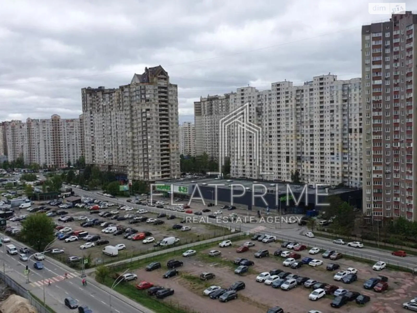 Продается 4-комнатная квартира 108 кв. м в Киеве, просп. Петра Григоренко, 5