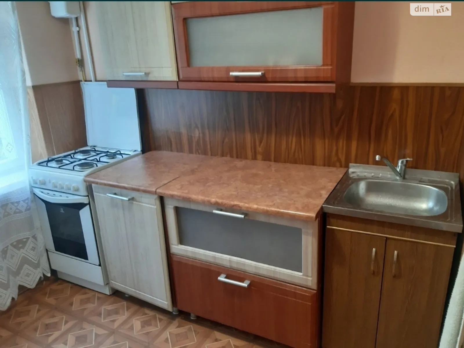 Продается 1-комнатная квартира 33 кв. м в Черновцах, цена: 38000 $