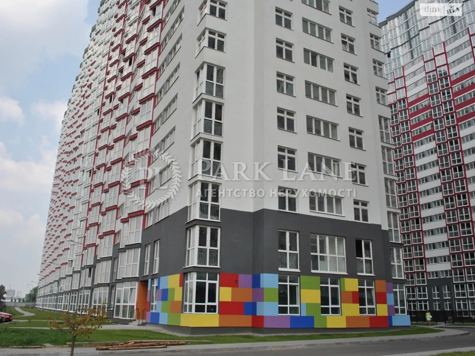 Продается 3-комнатная квартира 84 кв. м в Киеве, ул. Драгоманова