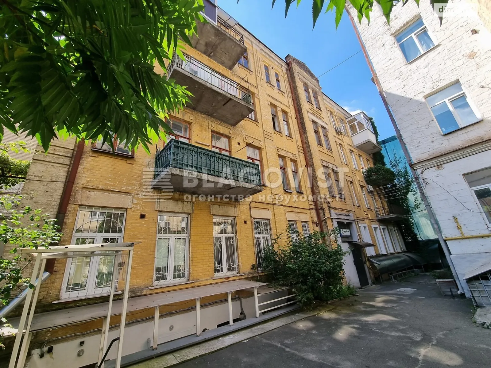 Продается 2-комнатная квартира 56.7 кв. м в Киеве, ул. Рейтарская - фото 1