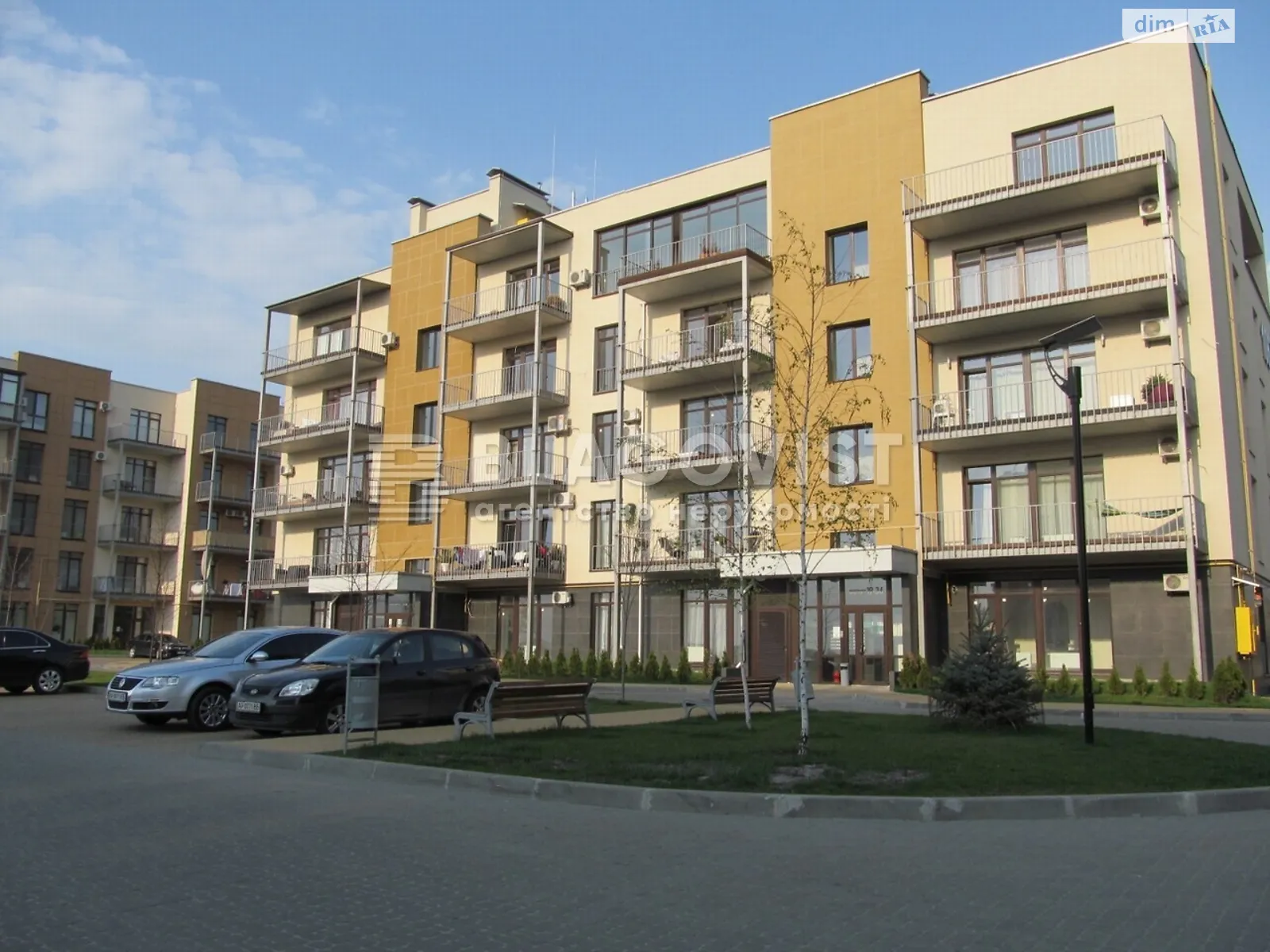 Продается 1-комнатная квартира 45 кв. м в Киеве, ул. Замковецкая