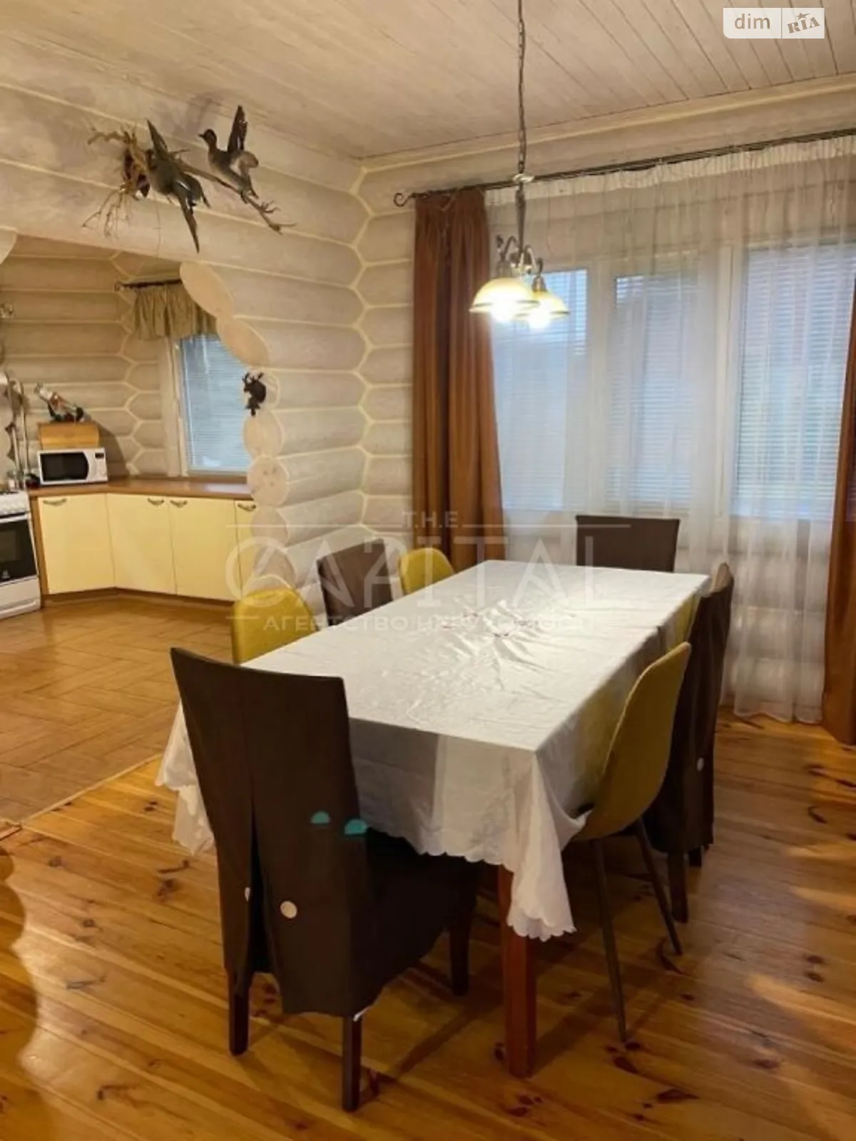 Сдается в аренду дом на 2 этажа 155 кв. м с камином, цена: 1500 $