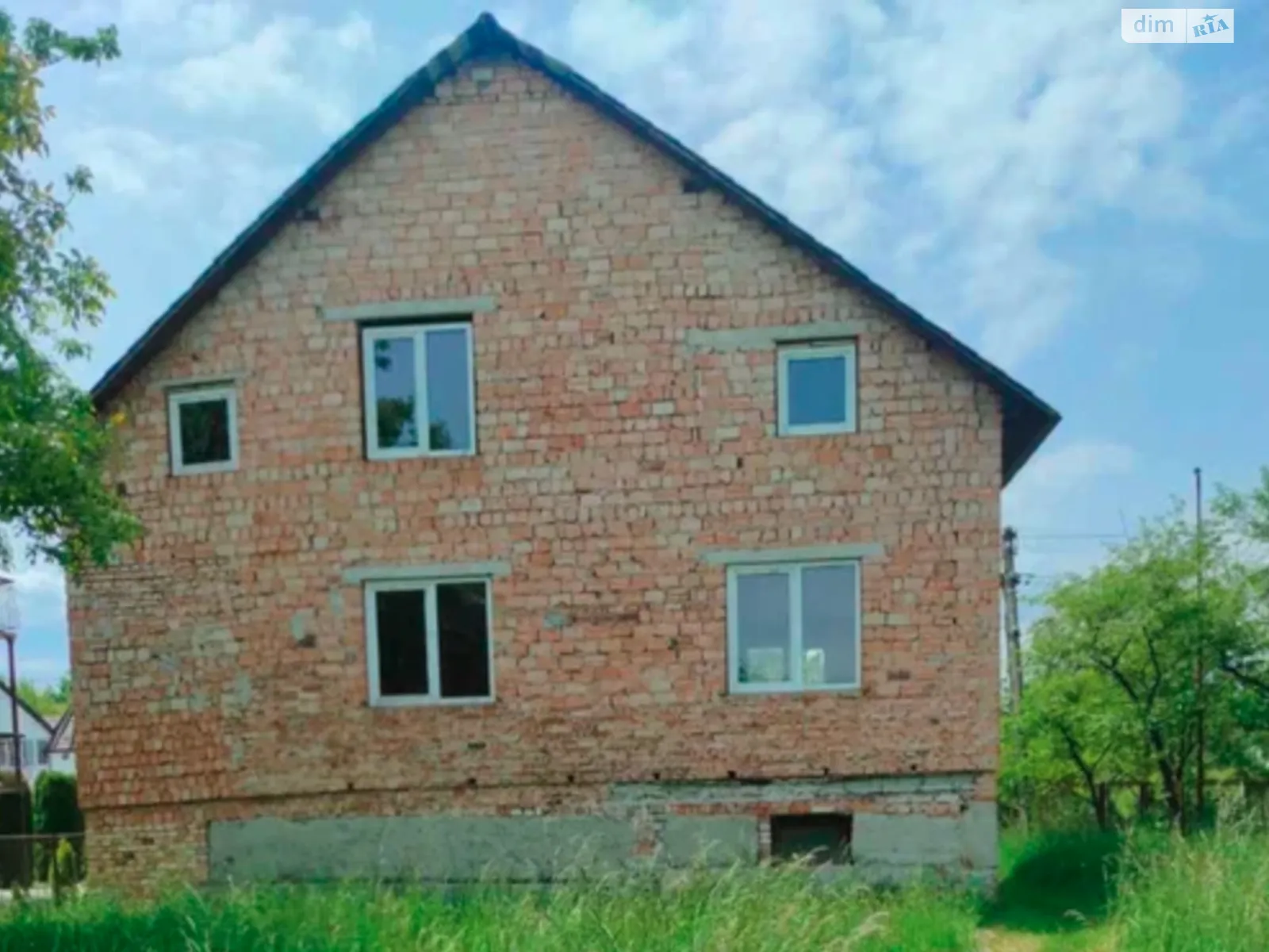 Продається будинок 2 поверховий 180 кв. м з каміном, цена: 35000 $