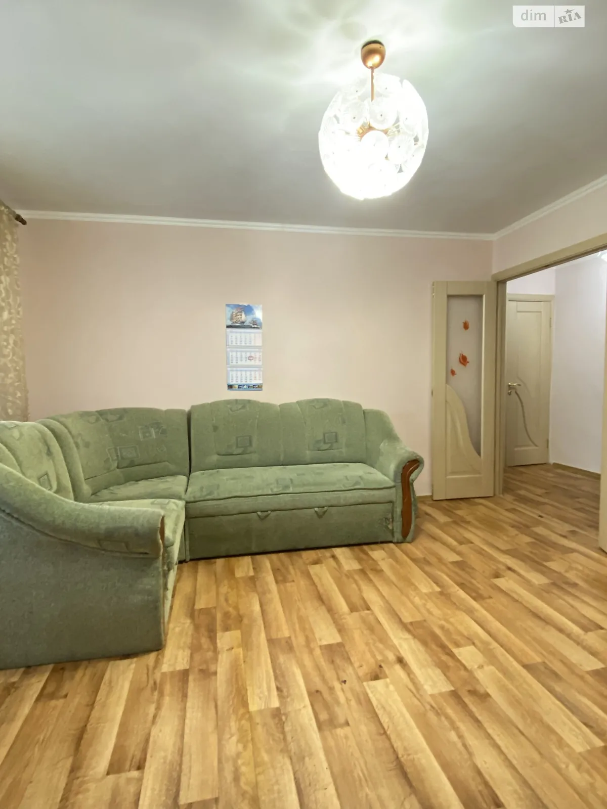 Продается 1-комнатная квартира 38 кв. м в Черноморске - фото 2