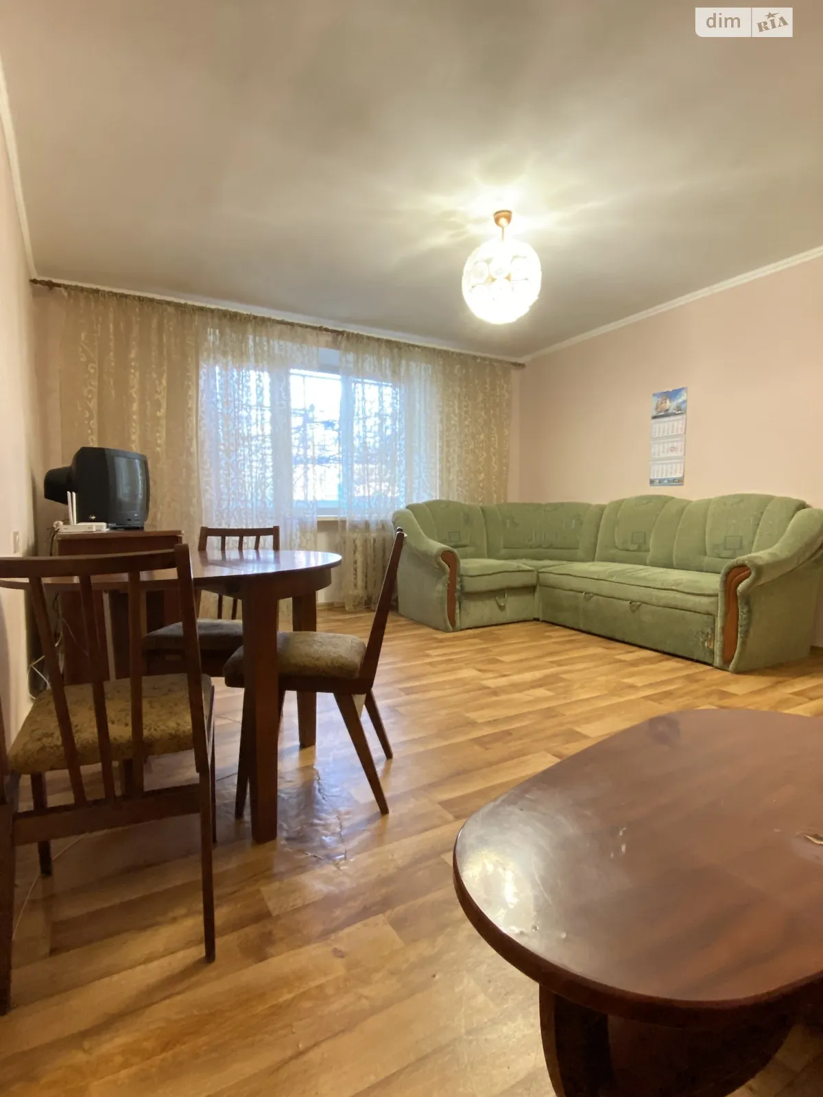 Продается 1-комнатная квартира 38 кв. м в Черноморске, цена: 27500 $ - фото 1