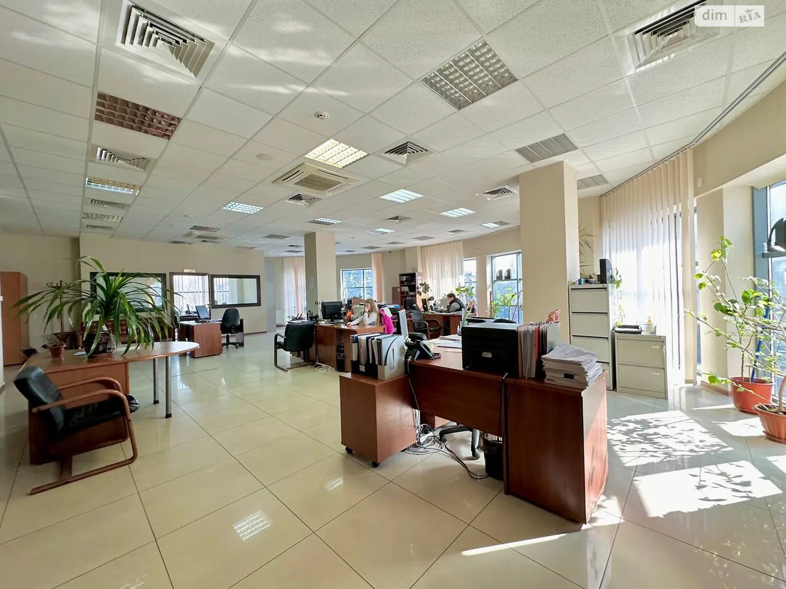 Здається в оренду офіс 360 кв. м в бізнес-центрі, цена: 144000 грн - фото 1