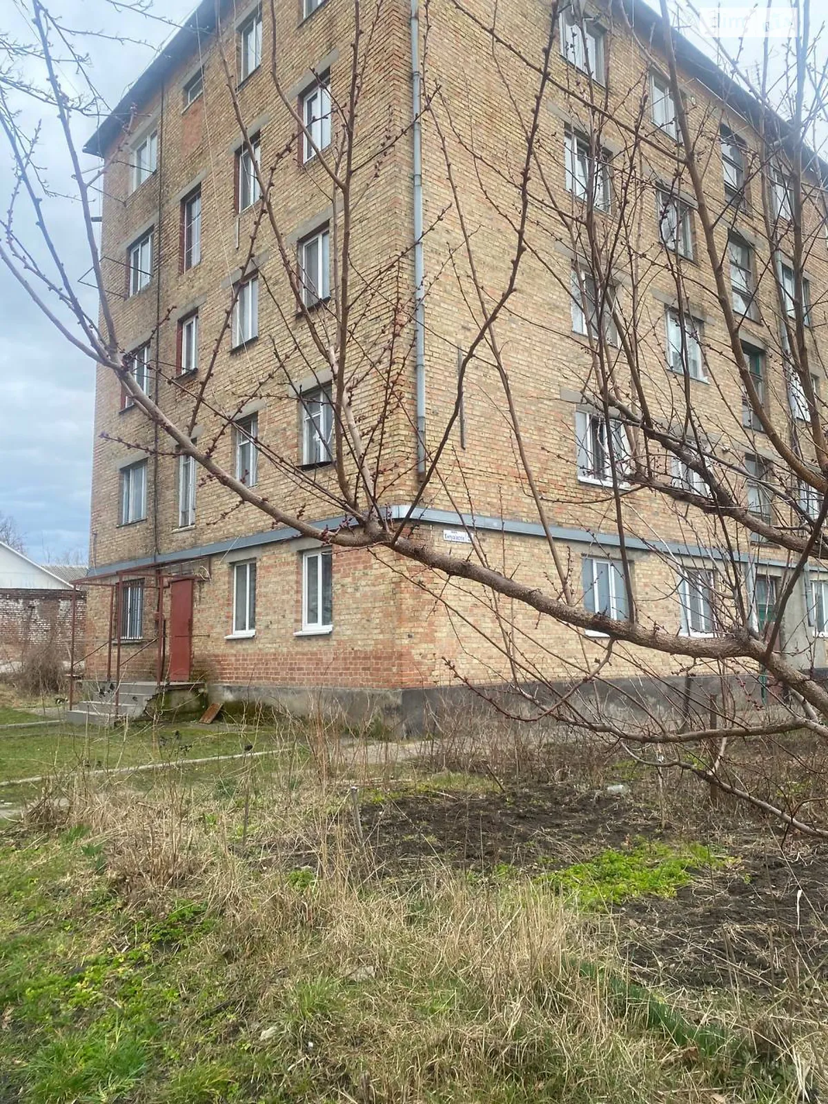 Продается 2-комнатная квартира 60 кв. м в Рокитном, цена: 9000 $ - фото 1