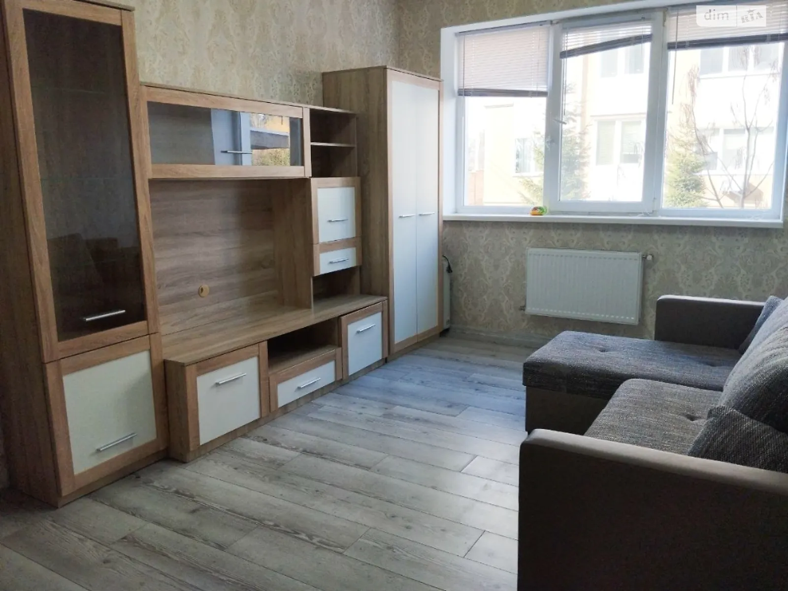 Продается 1-комнатная квартира 38 кв. м в Ворзеле, ул. Павла Чубинского - фото 1