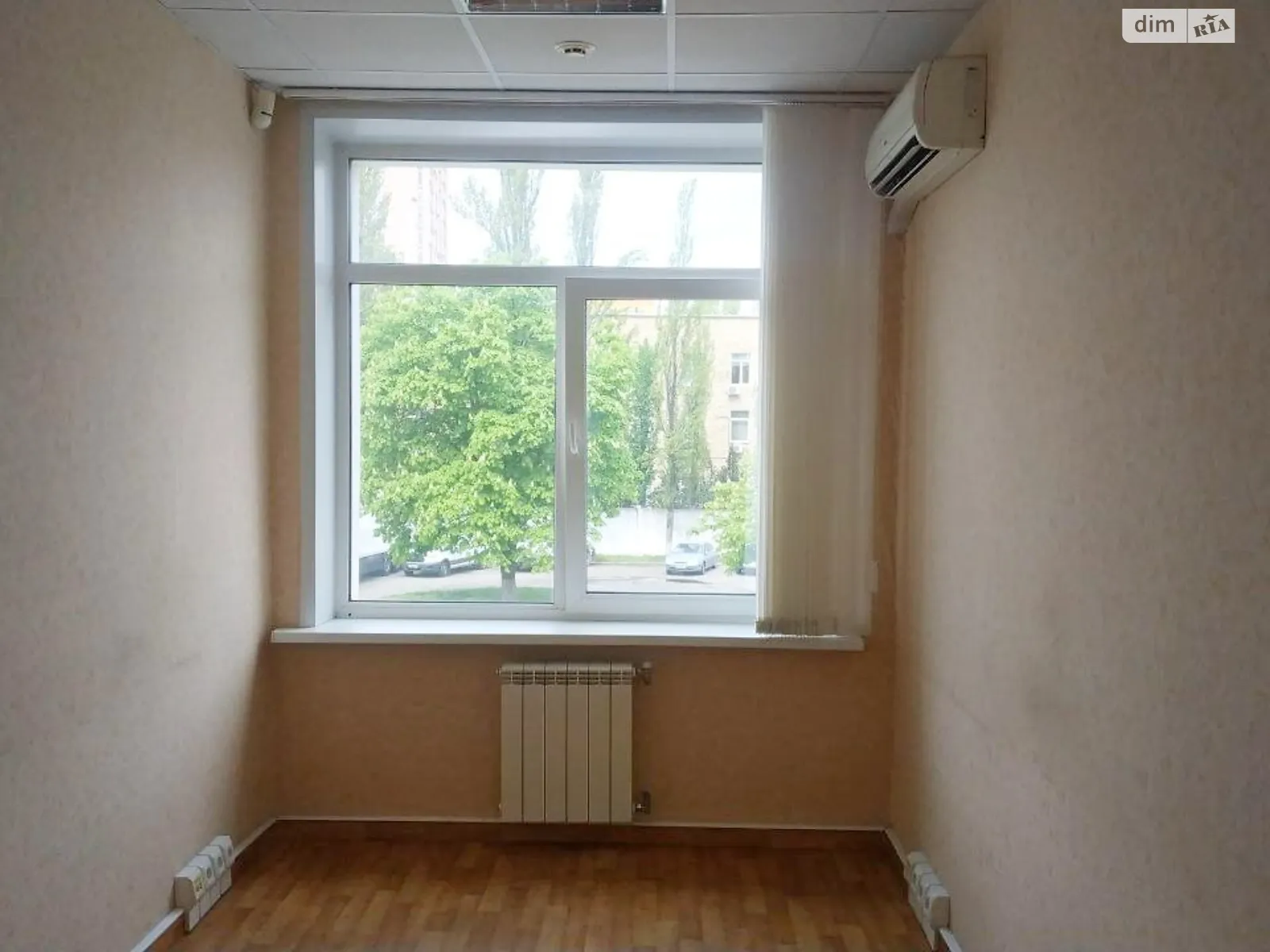 Сдается в аренду офис 14 кв. м в бизнес-центре, цена: 5730 грн - фото 1