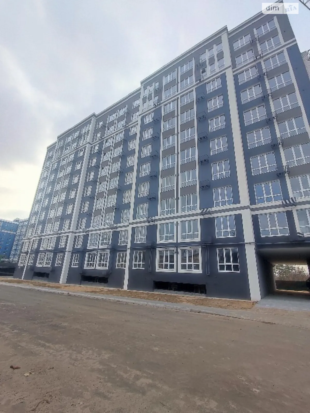Продается 3-комнатная квартира 102 кв. м в Чернигове - фото 2