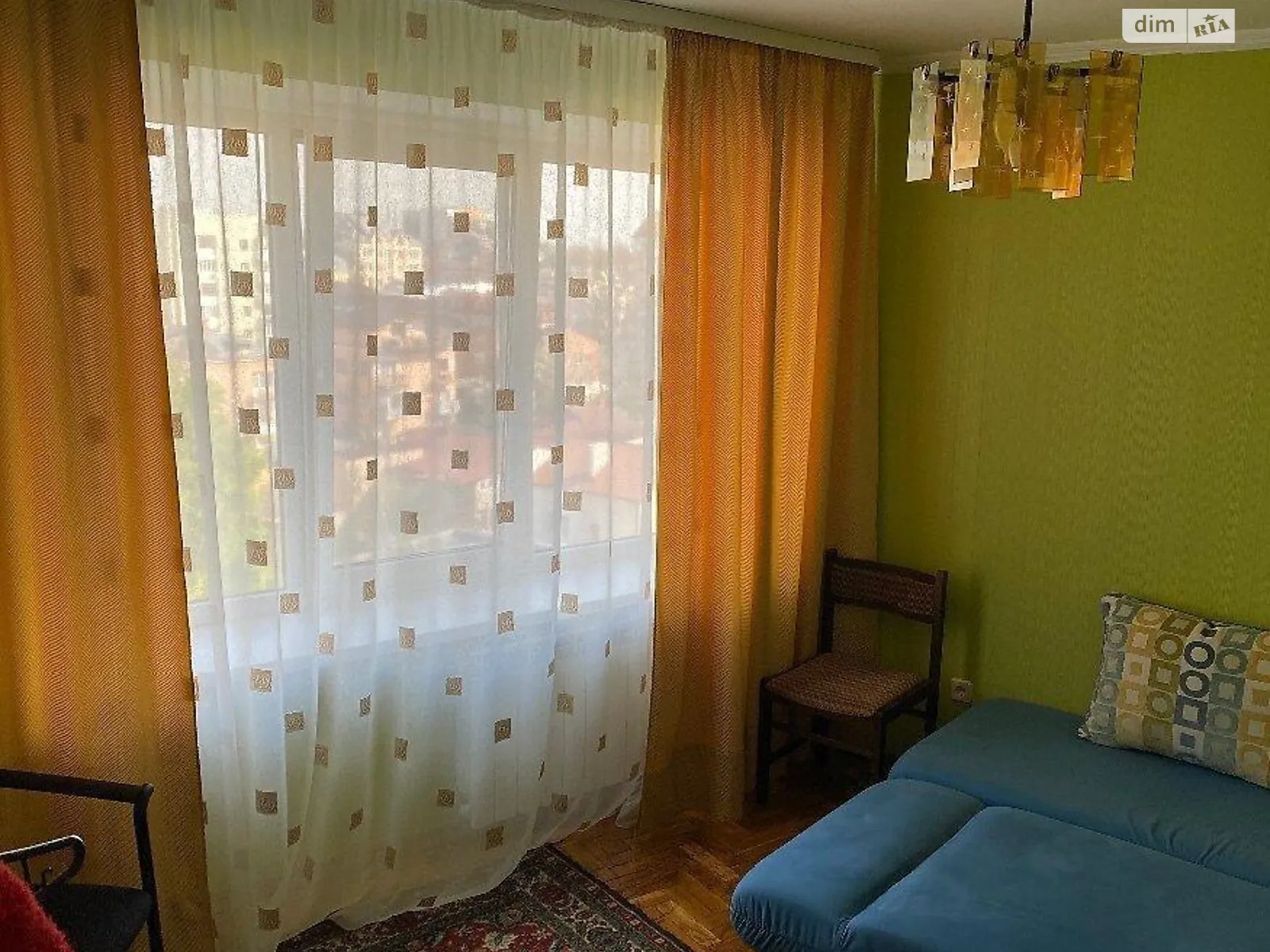 2-кімнатна квартира 70 кв. м у Тернополі, вул. Крушельницької Соломії