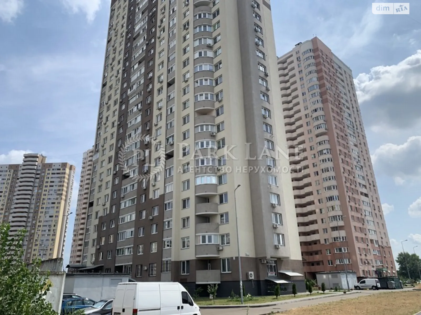 Продается 1-комнатная квартира 40 кв. м в Киеве, ул. Соломии Крушельницкой, 13 - фото 1