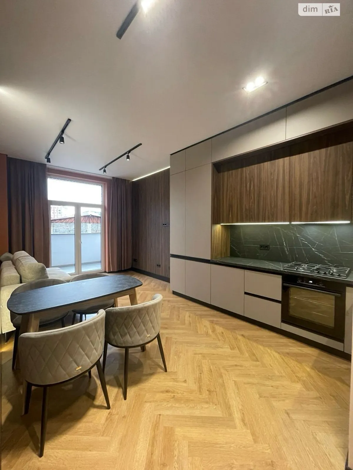 Продается 1-комнатная квартира 44 кв. м в Львове, цена: 95000 $