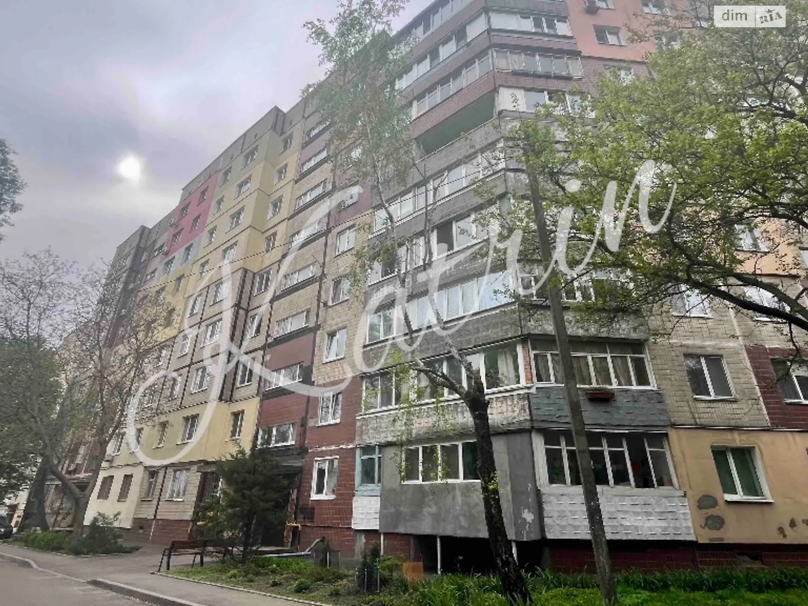 Продается 1-комнатная квартира 39 кв. м в Днепре, мас. Сокол-1, 1