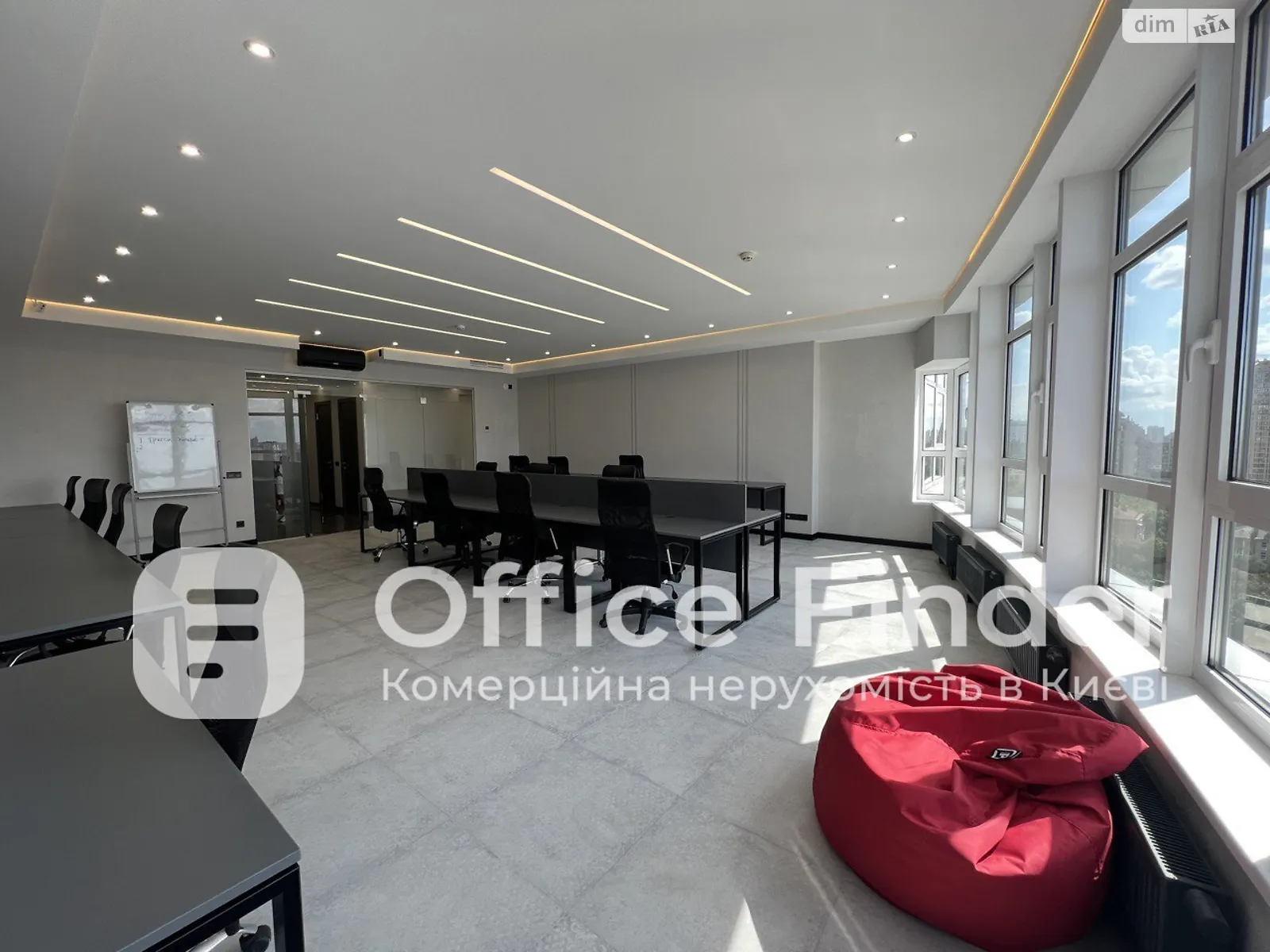 Продается офис 131 кв. м в бизнес-центре - фото 3
